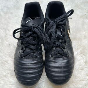 Nike Tiempo Rio 4 Cleats Black & White Size 1